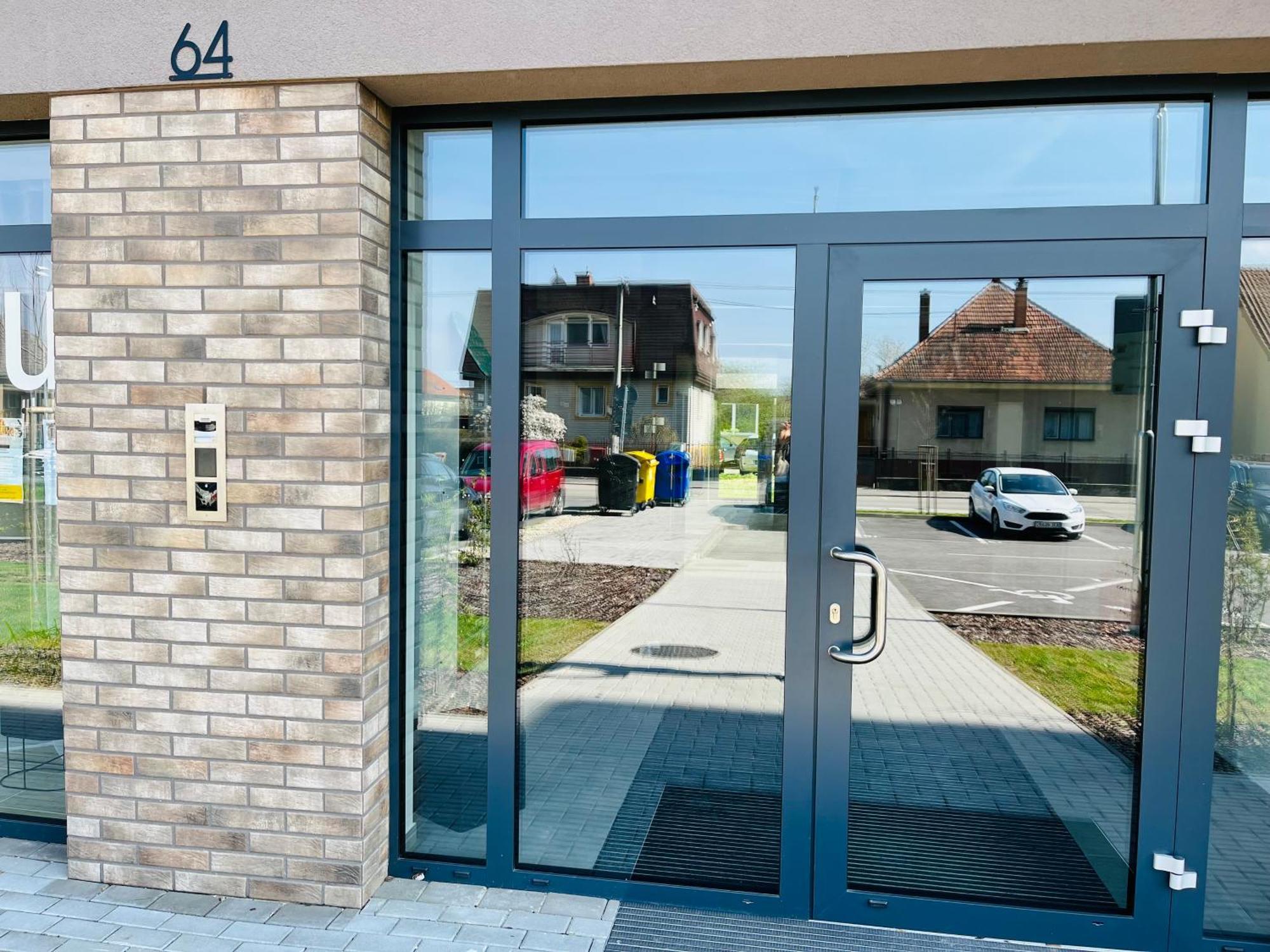Apartman Sitka Διαμέρισμα Trenčín Εξωτερικό φωτογραφία